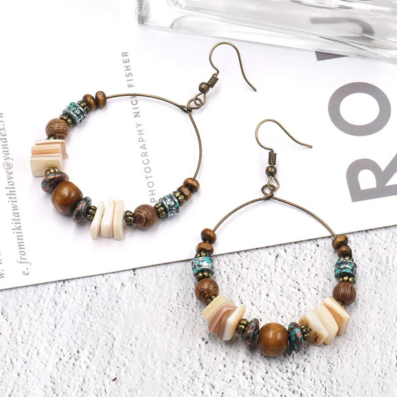 Bohemian Round Shell Beaded Women's Hoop Earrings - Picture 2 of 3